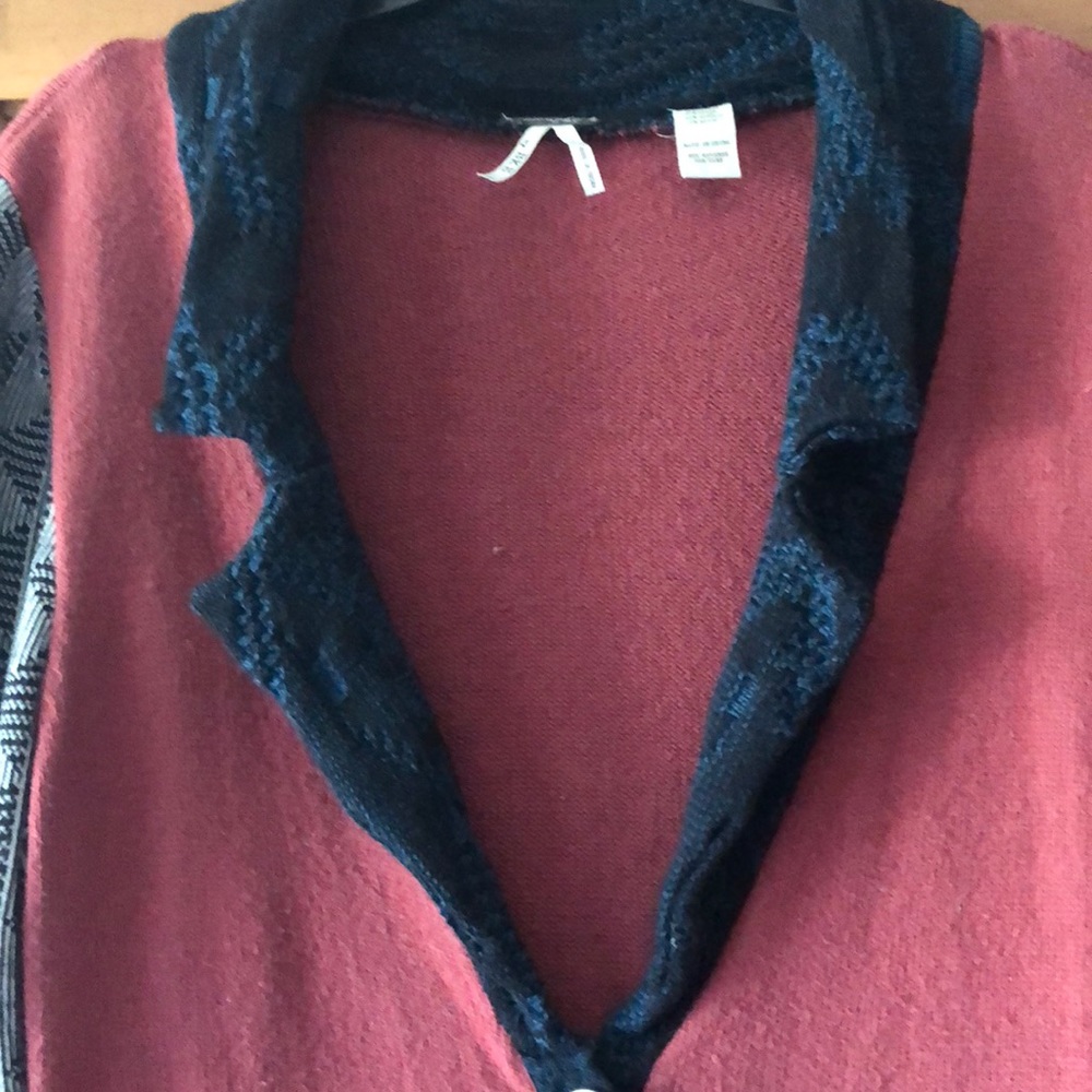 Sweater - Picture 3 of 4